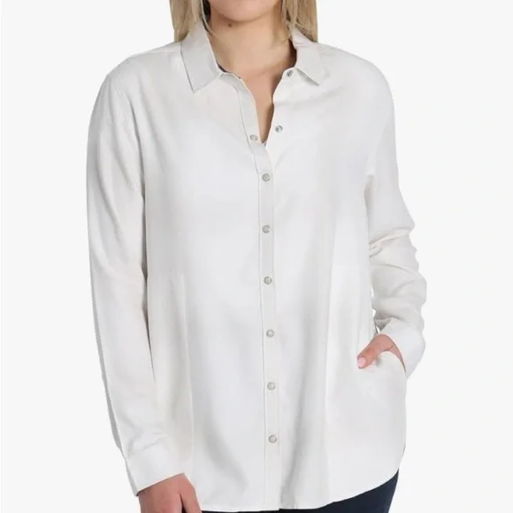 Jack’s Girlfriend New York Women's White Button-Up Blouse - Picture 3 of 4
